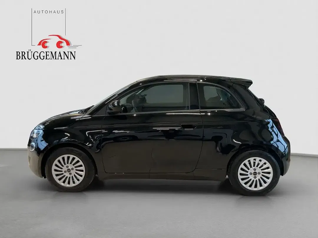 Fiat 500e - Thumbnail 3