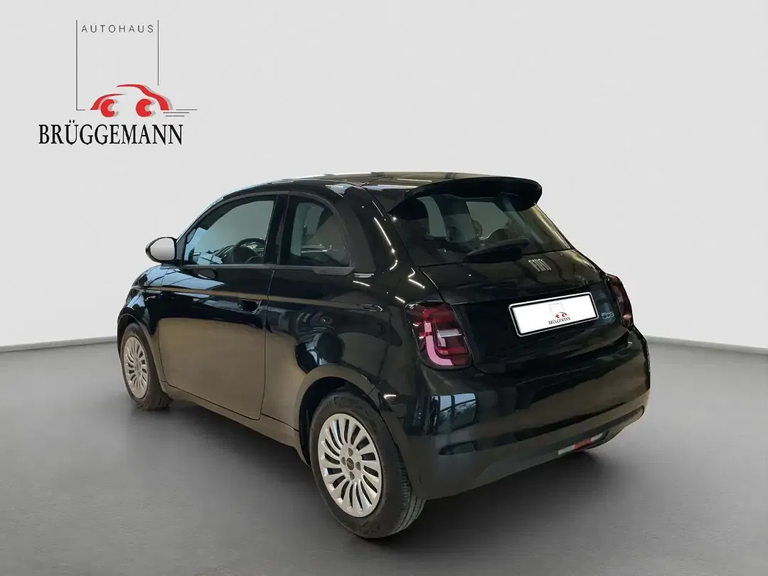 Fiat 500e - Thumbnail 4