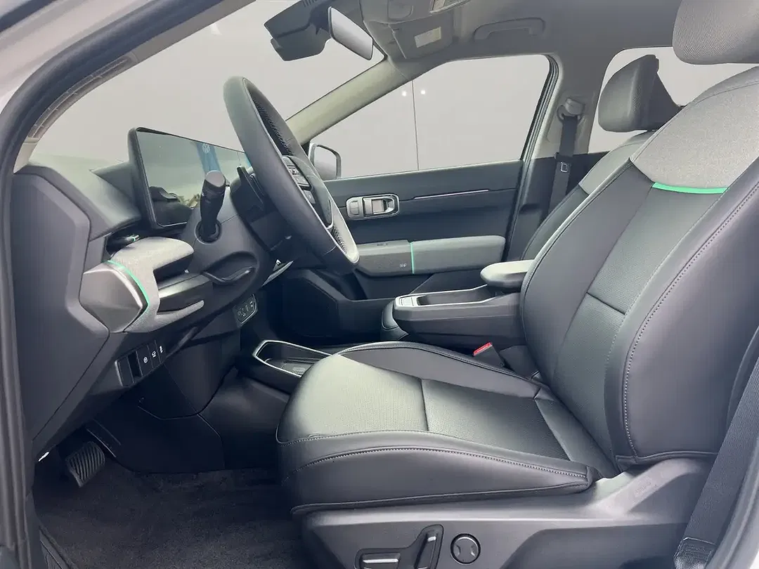 Kia EV4 - Thumbnail 11