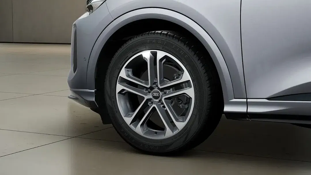 Audi Q5 - Thumbnail 12