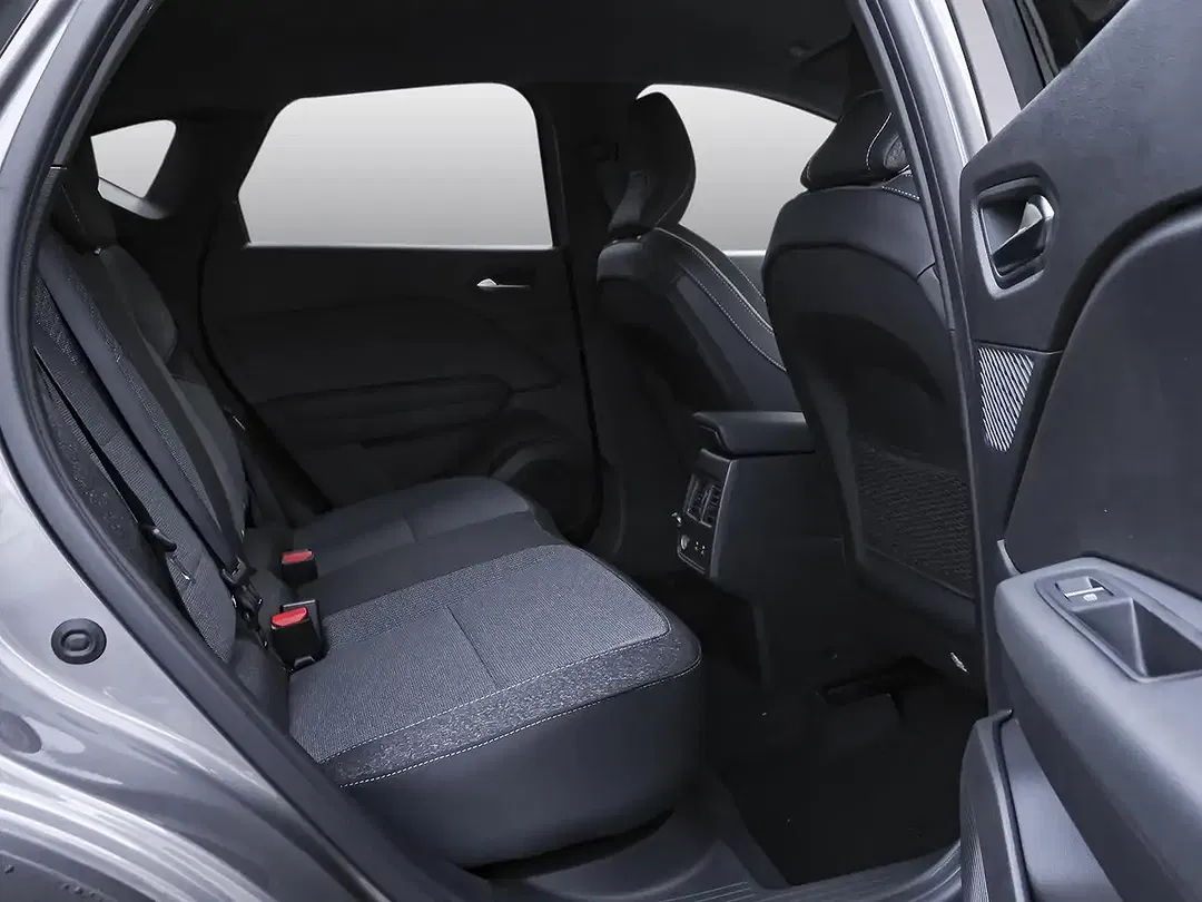 Renault Captur - Thumbnail 4