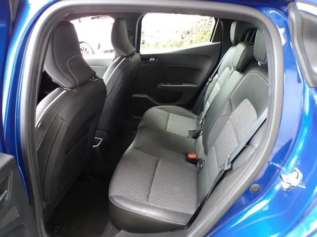 Renault Clio - Thumbnail 7
