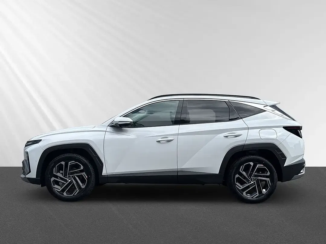 Hyundai TUCSON - Thumbnail 3