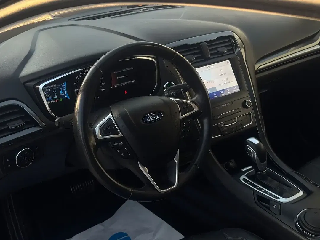 Ford Mondeo - Thumbnail 12