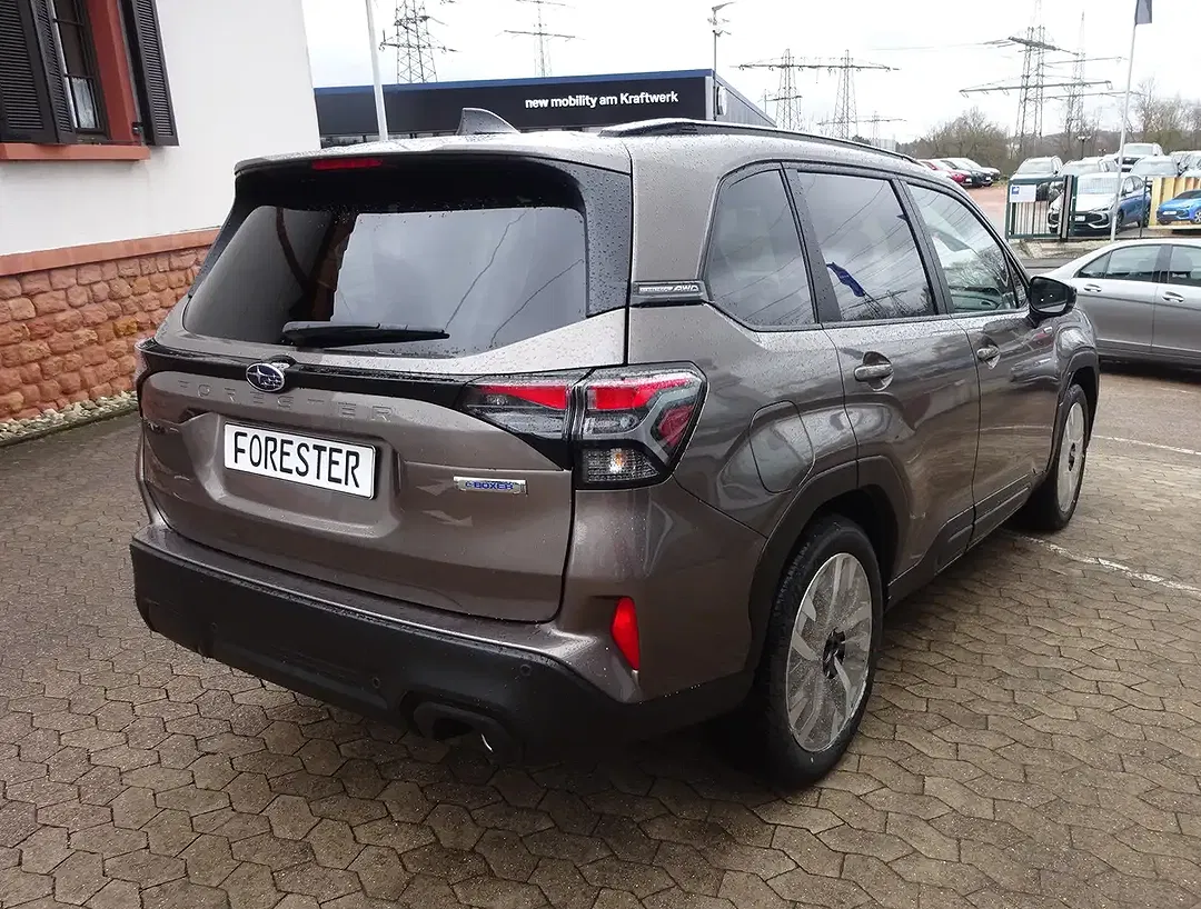 Subaru Forester - Thumbnail 6