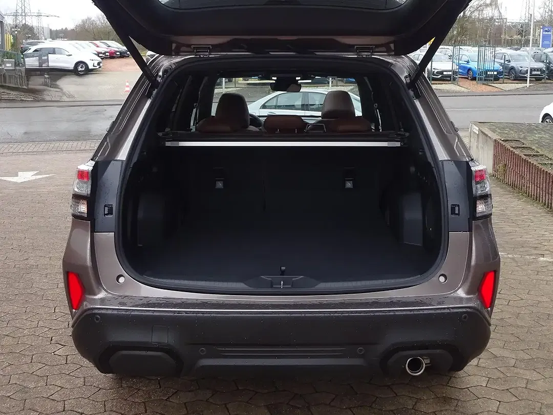 Subaru Forester - Thumbnail 9