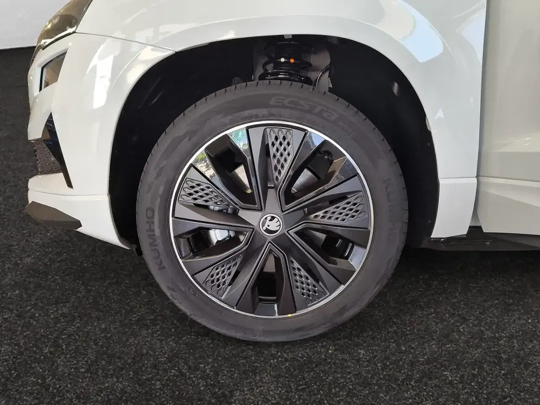 Skoda Karoq - Thumbnail 14