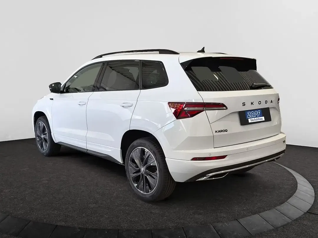 Skoda Karoq - Thumbnail 3