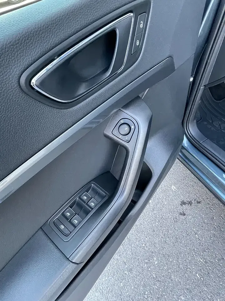 SEAT Ateca - Thumbnail 10