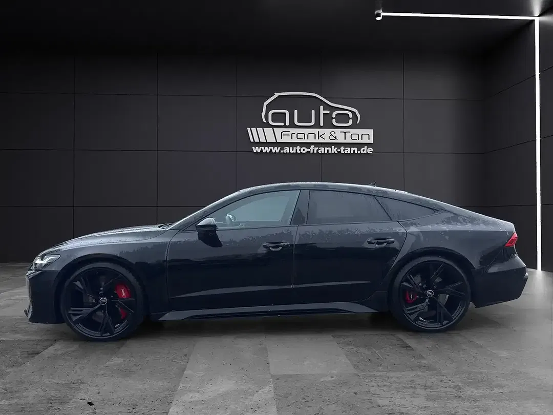 Audi RS7 - Thumbnail 3