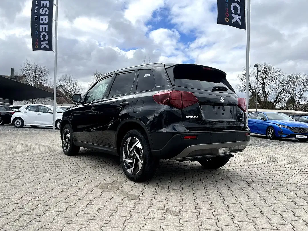 Suzuki Vitara - Thumbnail 2