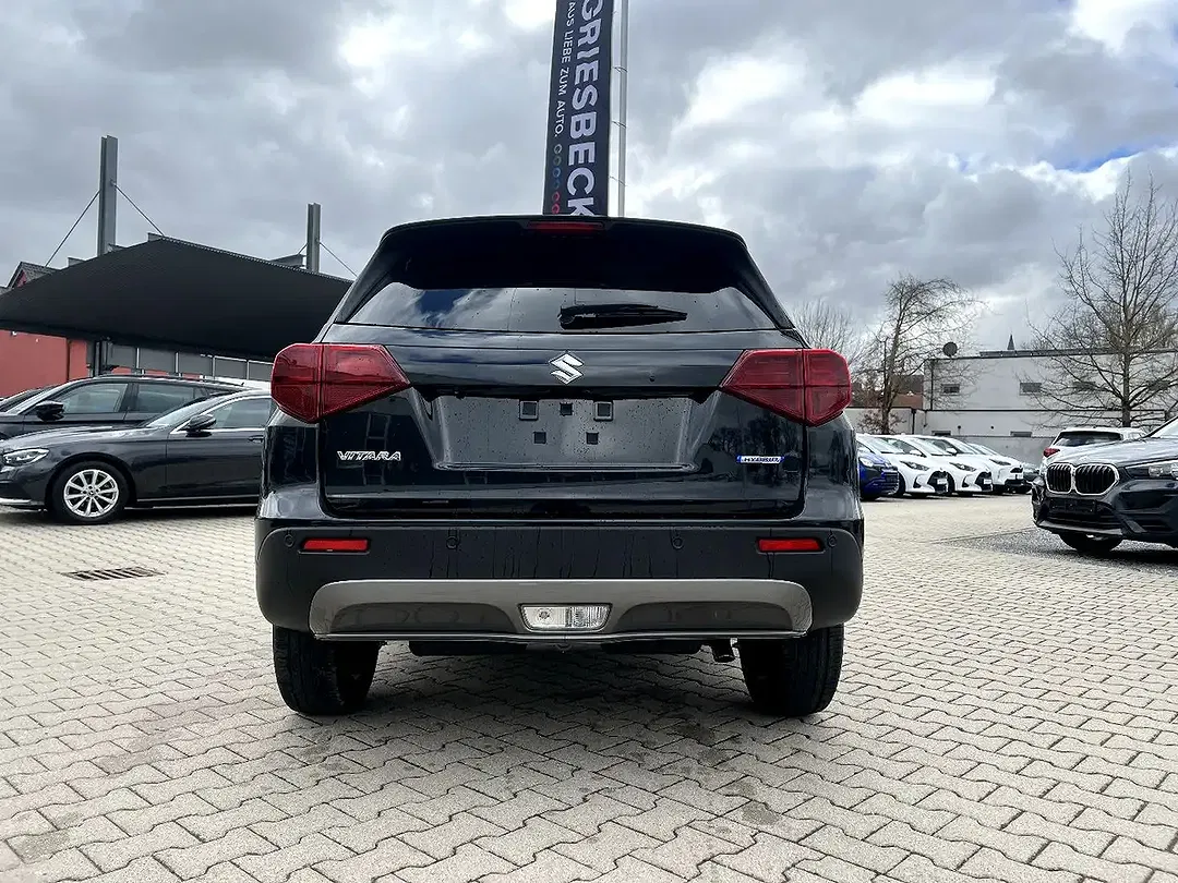 Suzuki Vitara - Thumbnail 3