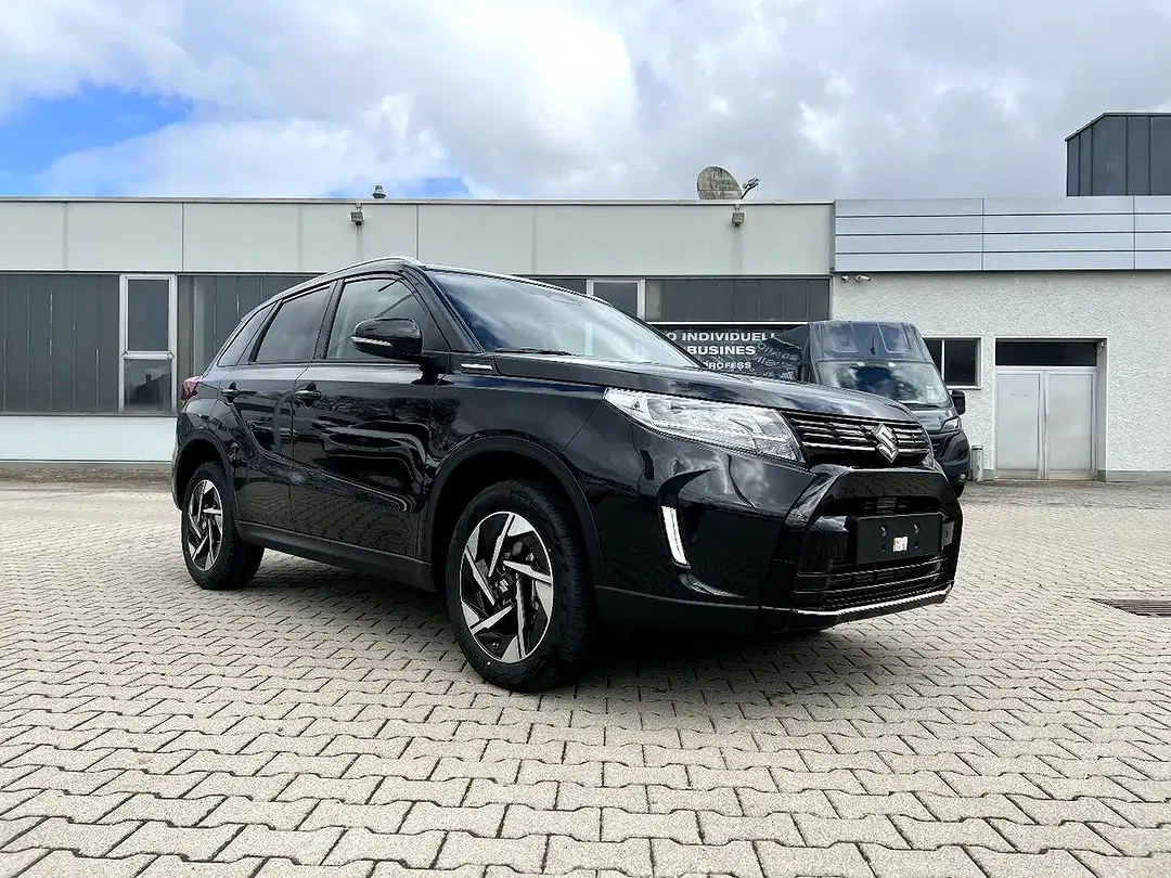 Suzuki Vitara - Thumbnail 5