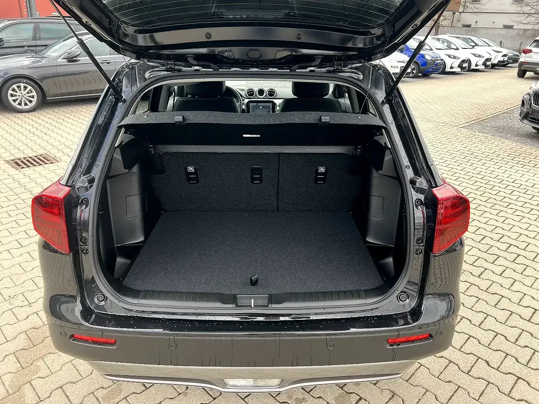 Suzuki Vitara - Thumbnail 7
