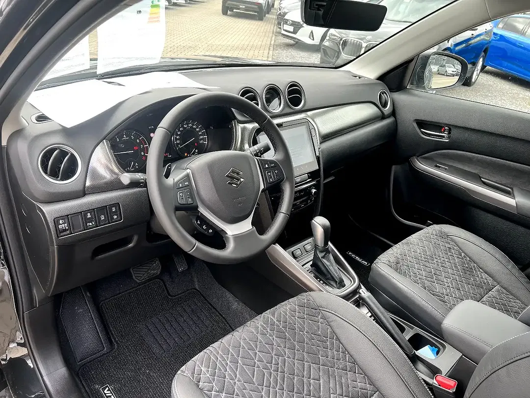 Suzuki Vitara - Thumbnail 9