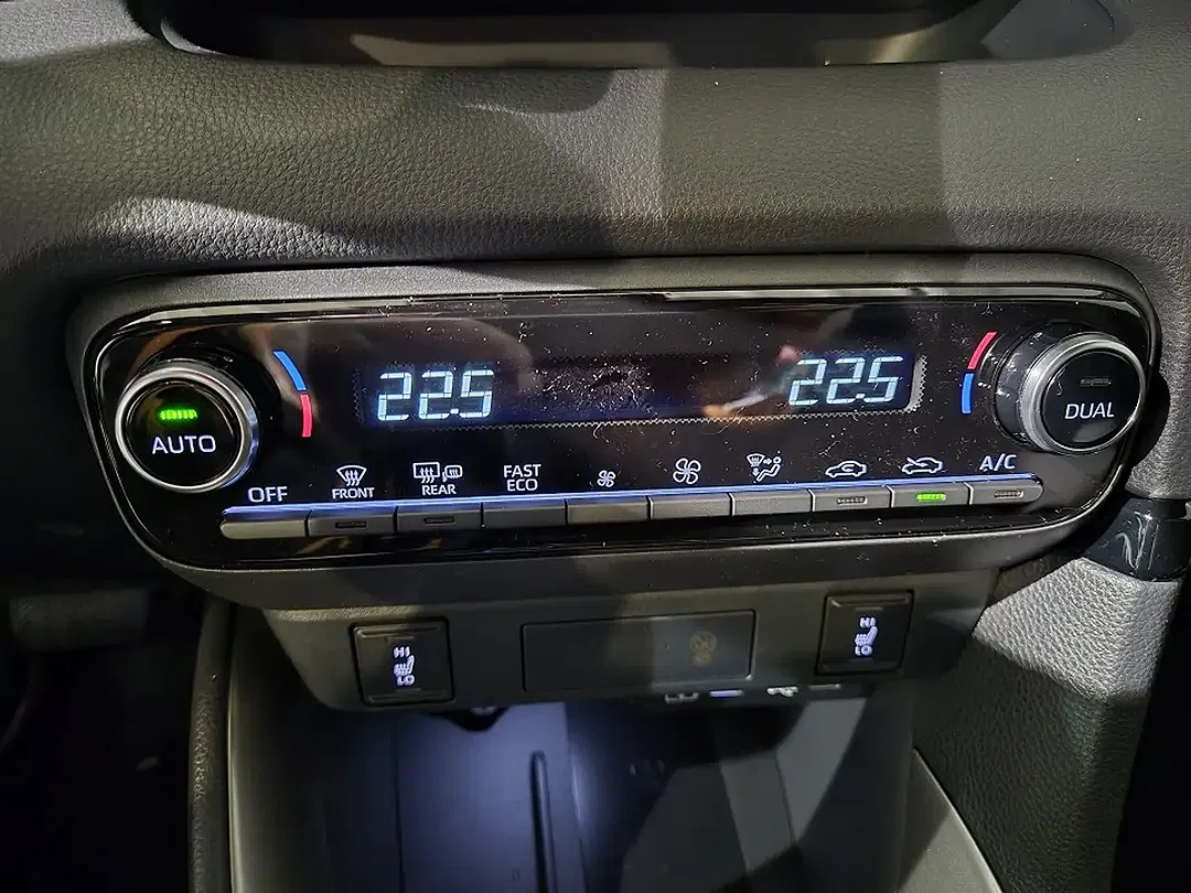 Mazda 2 - Thumbnail 12