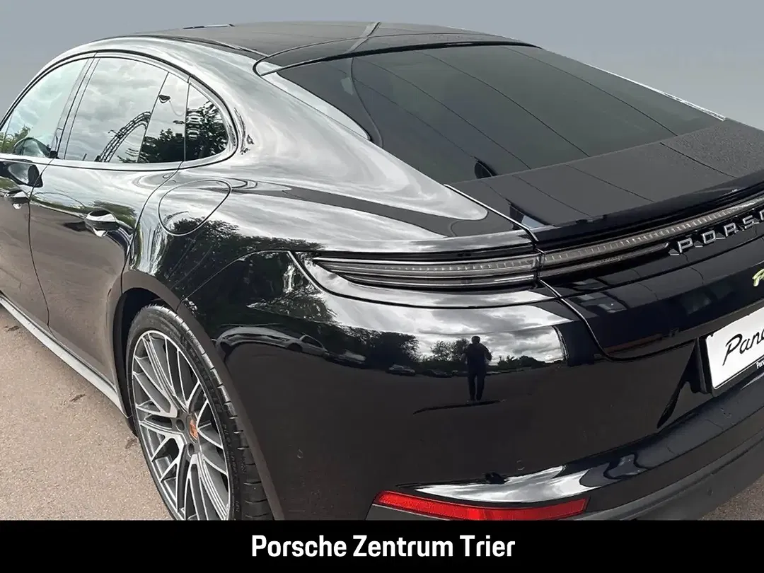 Porsche Panamera - Thumbnail 10
