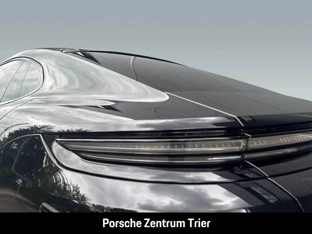 Porsche Panamera - Thumbnail 12