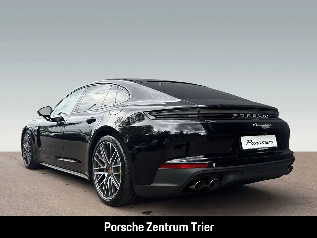 Porsche Panamera - Thumbnail 3