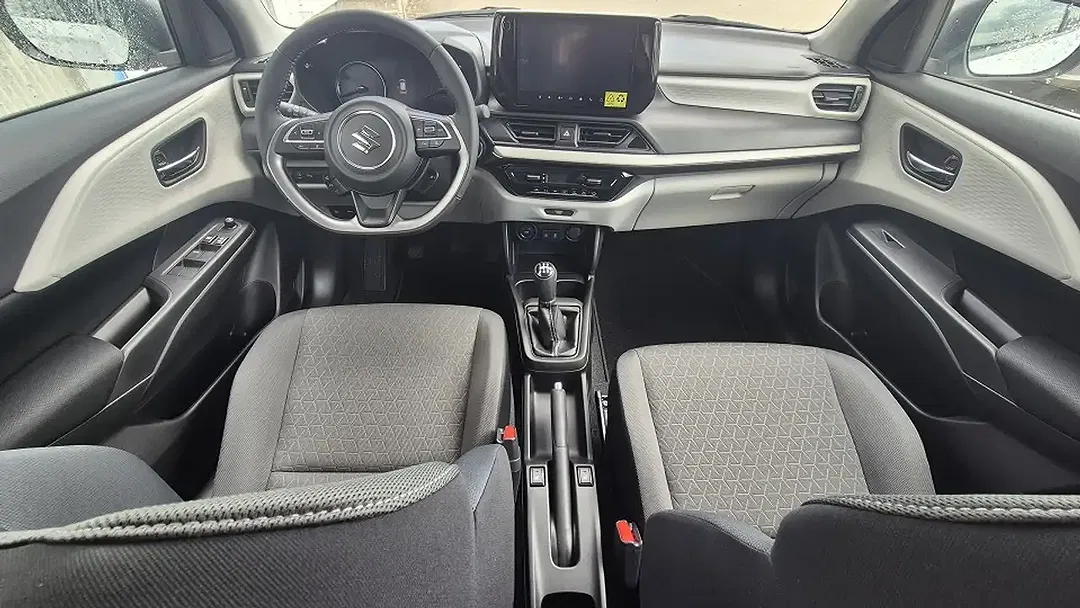 Suzuki Swift - Thumbnail 9