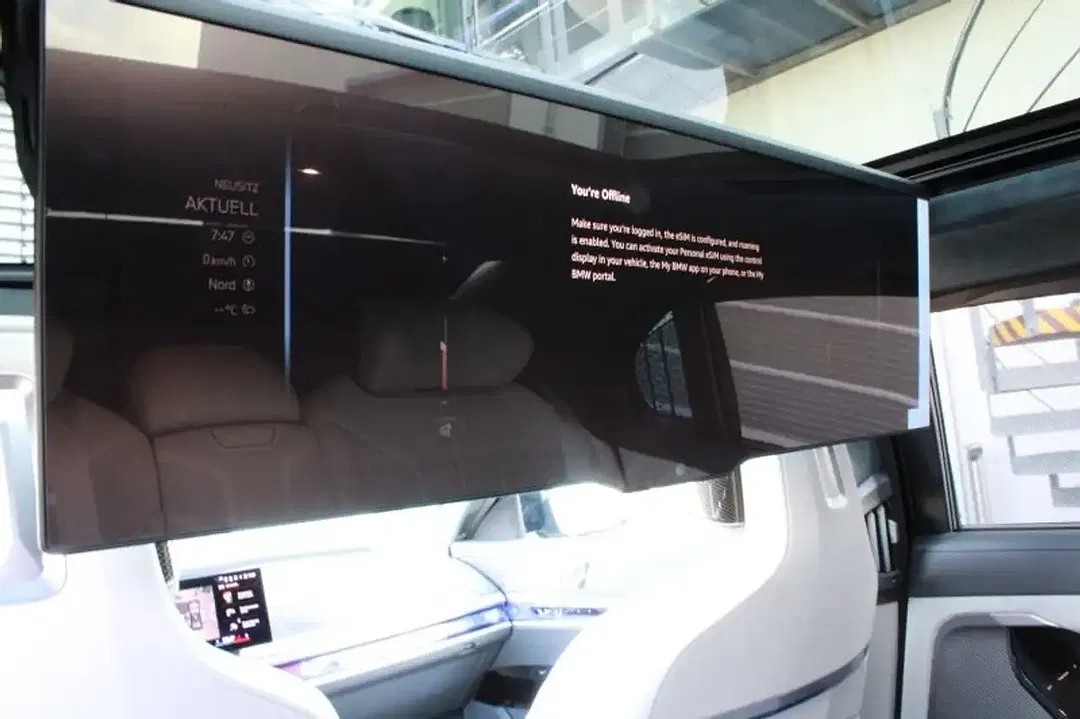 BMW 760 - Thumbnail 15