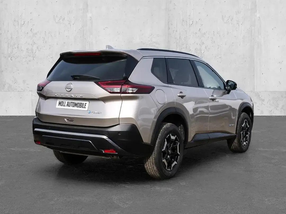 Nissan X-Trail - Thumbnail 2