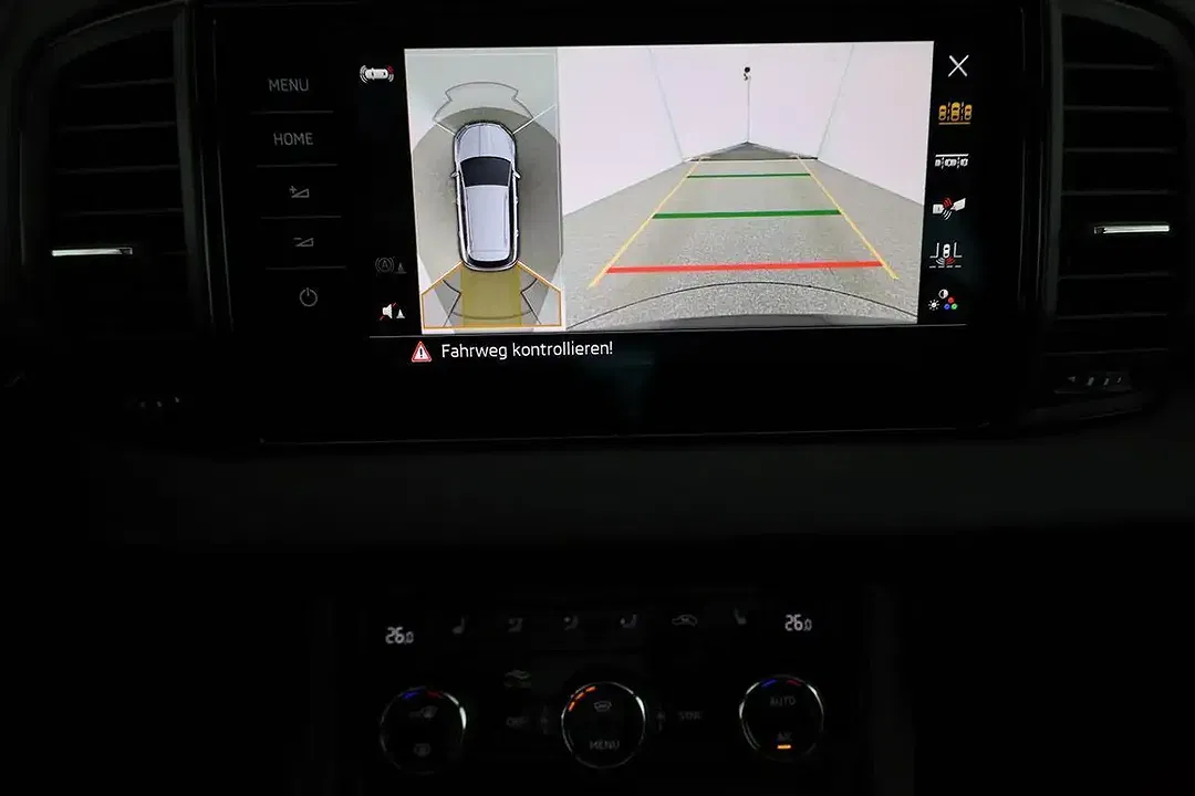 Skoda Karoq - Thumbnail 6