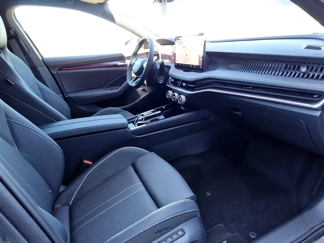 Skoda Superb - Thumbnail 8