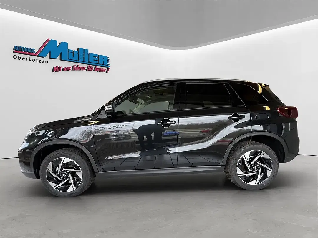 Suzuki Vitara - Thumbnail 3