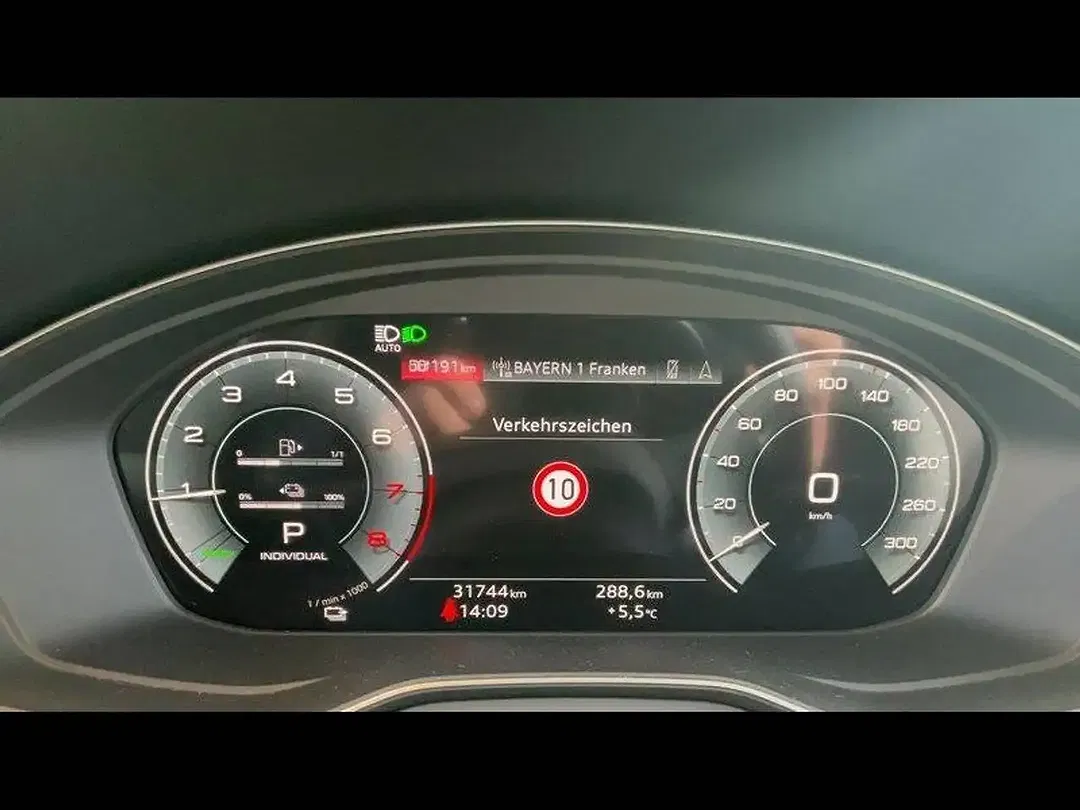 Audi Q5 - Thumbnail 15