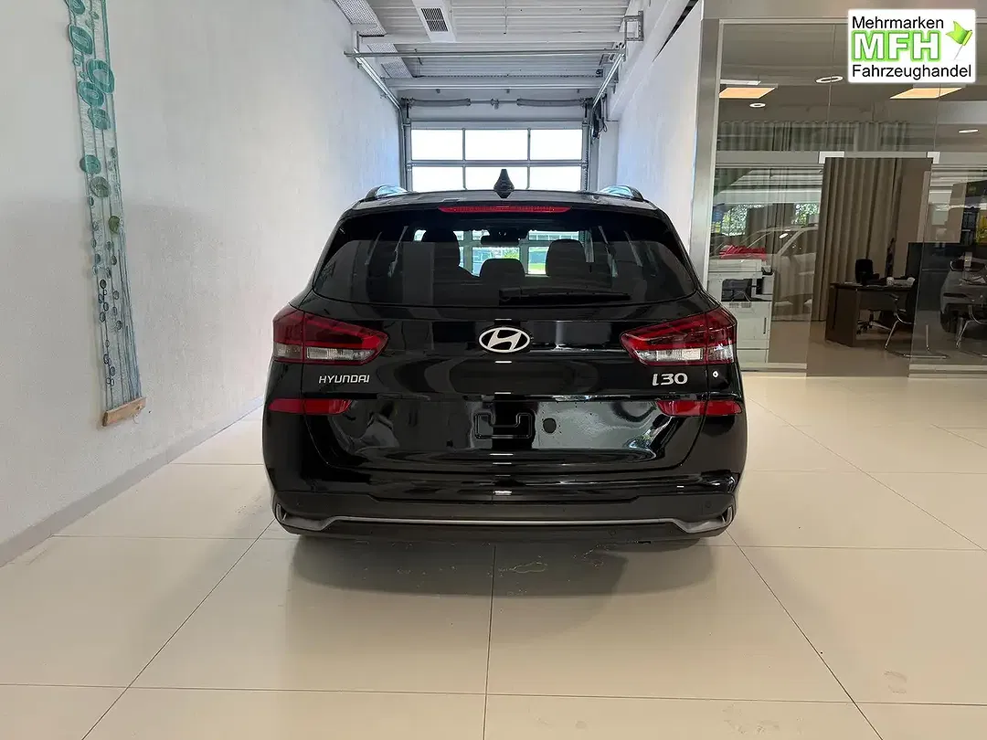 Hyundai i30 - Thumbnail 6