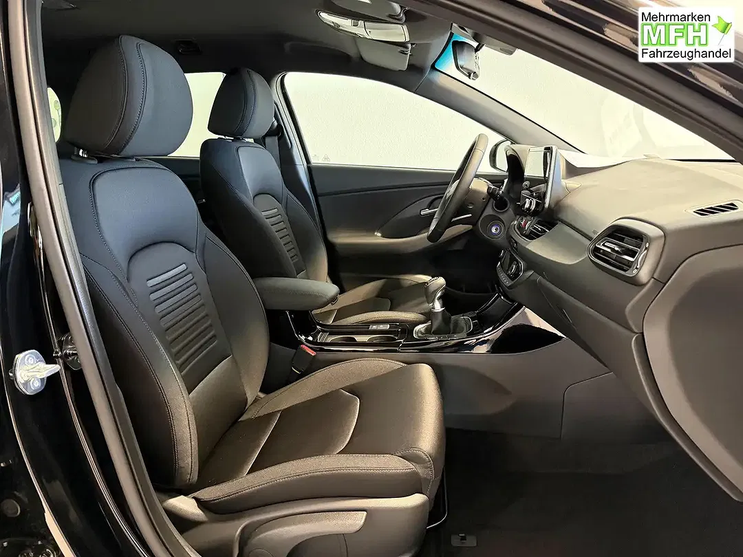 Hyundai i30 - Thumbnail 8