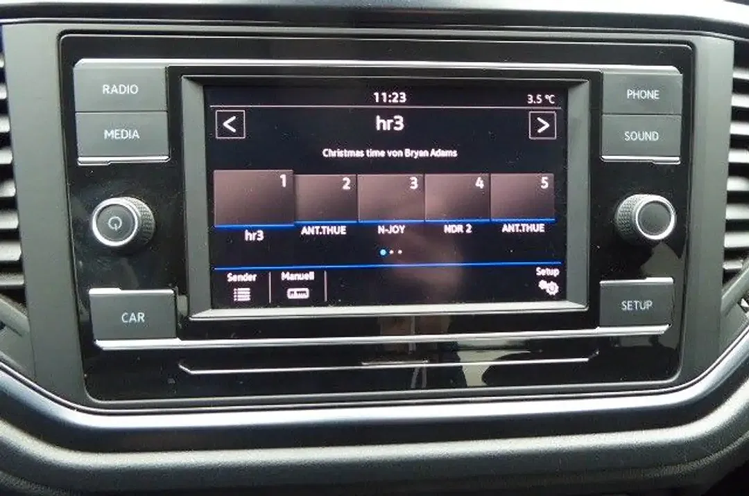 Volkswagen T-Roc - Thumbnail 14