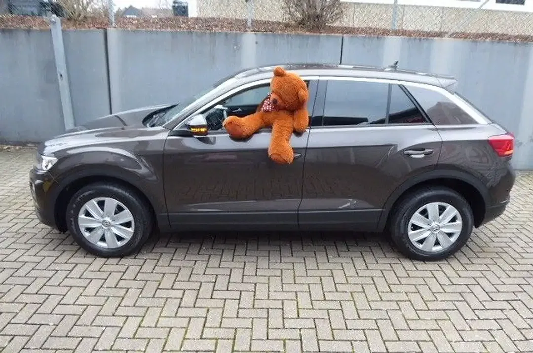 Volkswagen T-Roc - Thumbnail 7