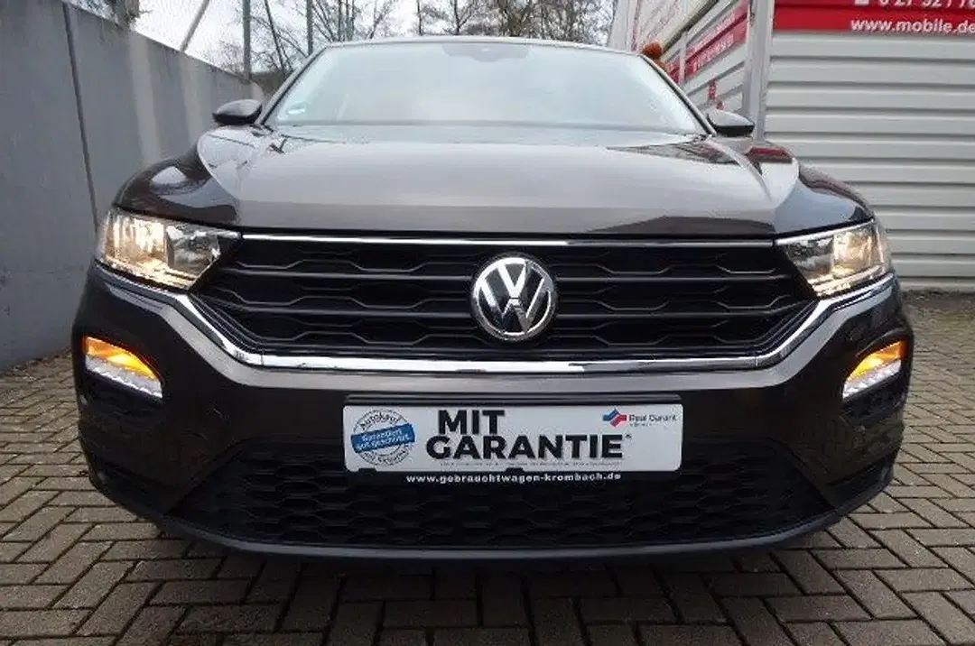 Volkswagen T-Roc - Thumbnail 9