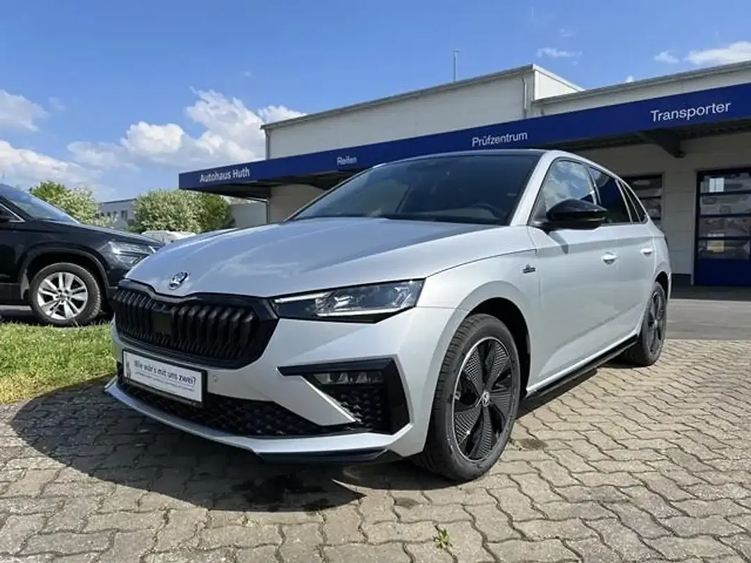 Skoda Scala - Thumbnail 1