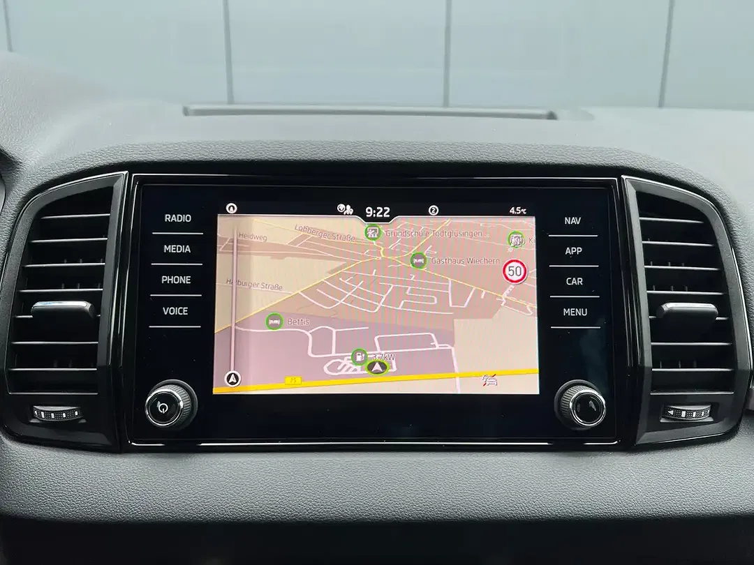 Skoda Karoq - Thumbnail 14