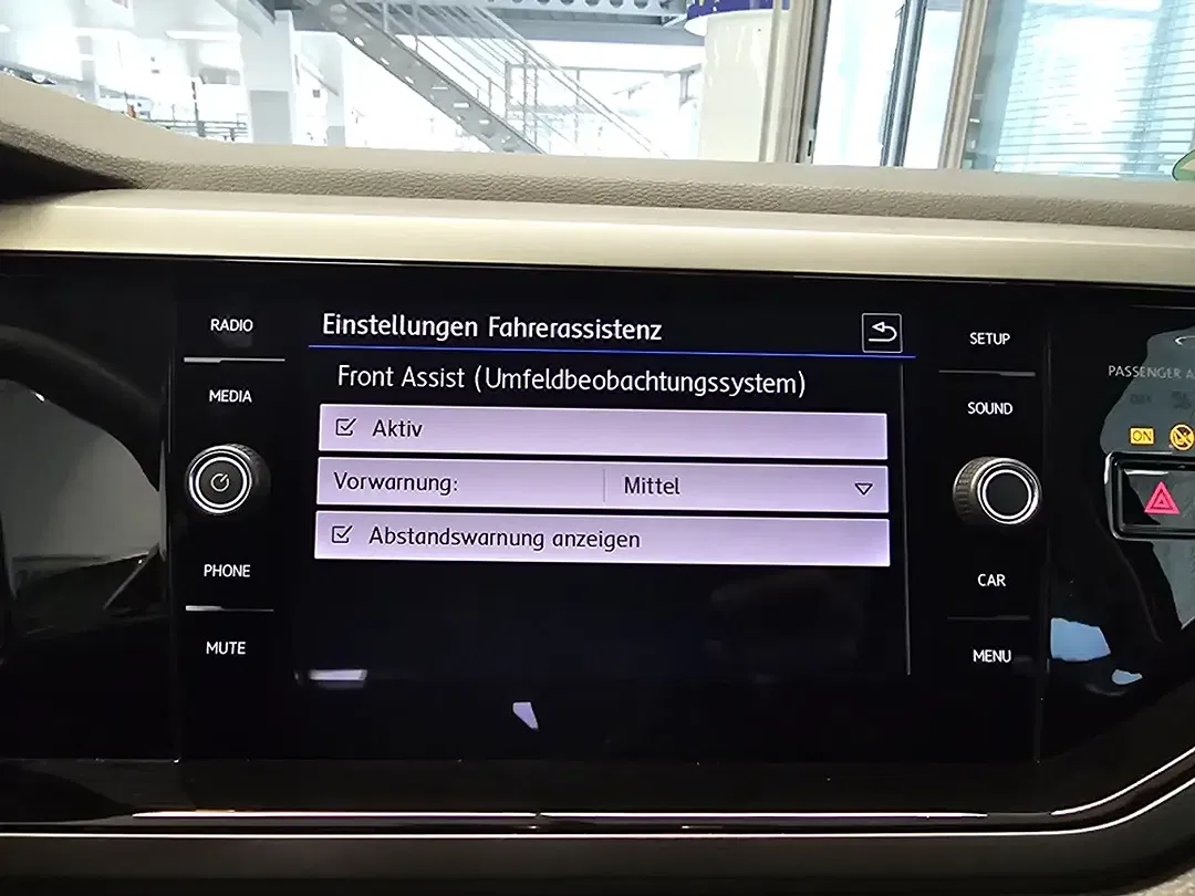 Volkswagen Polo - Thumbnail 14