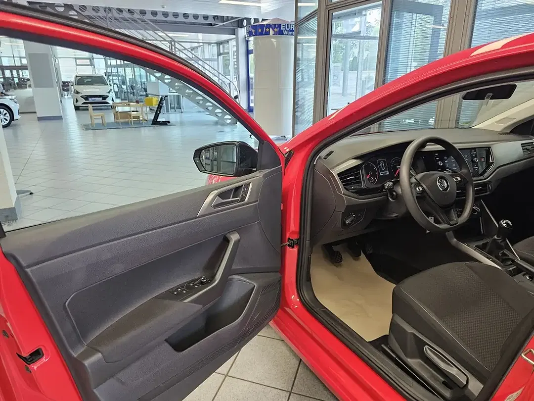 Volkswagen Polo - Thumbnail 22