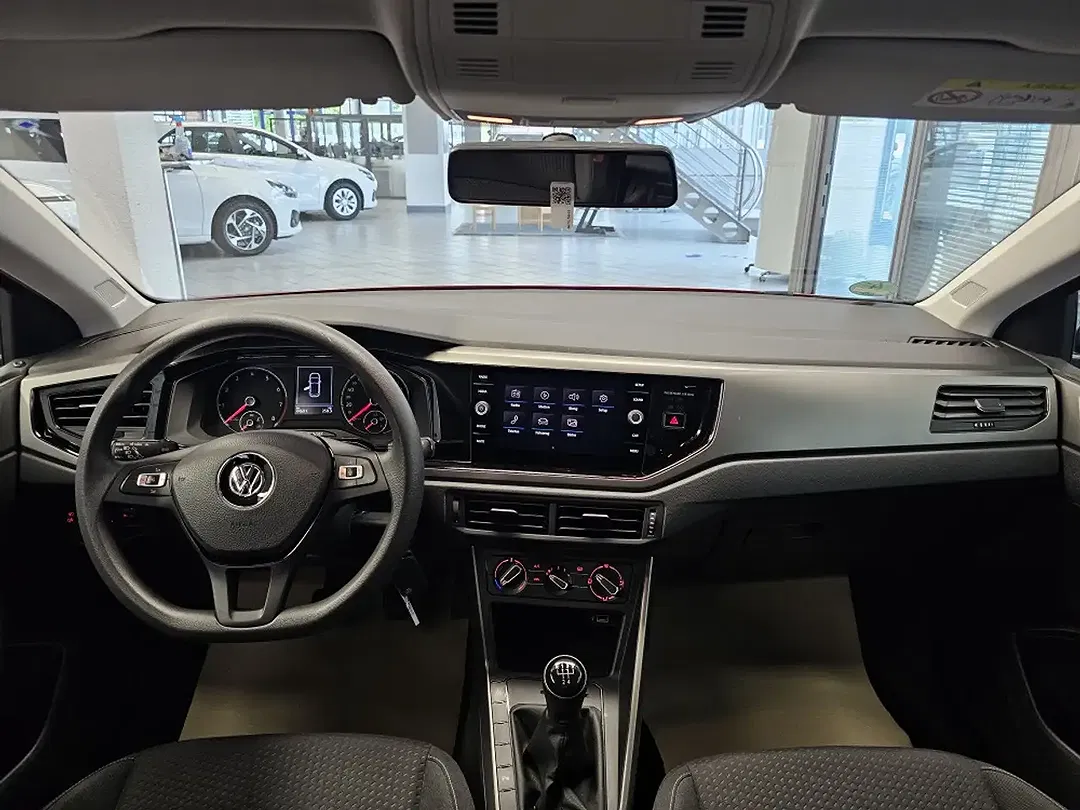 Volkswagen Polo - Thumbnail 7