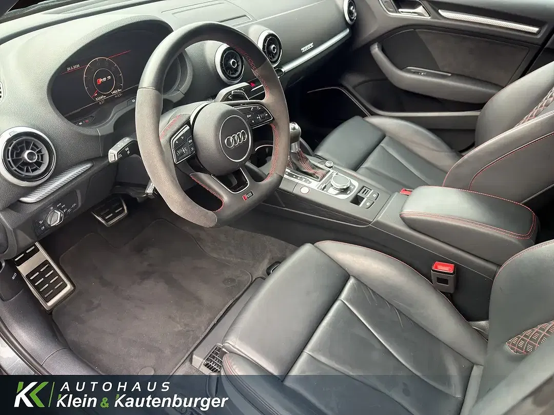 Audi RS3 - Thumbnail 11
