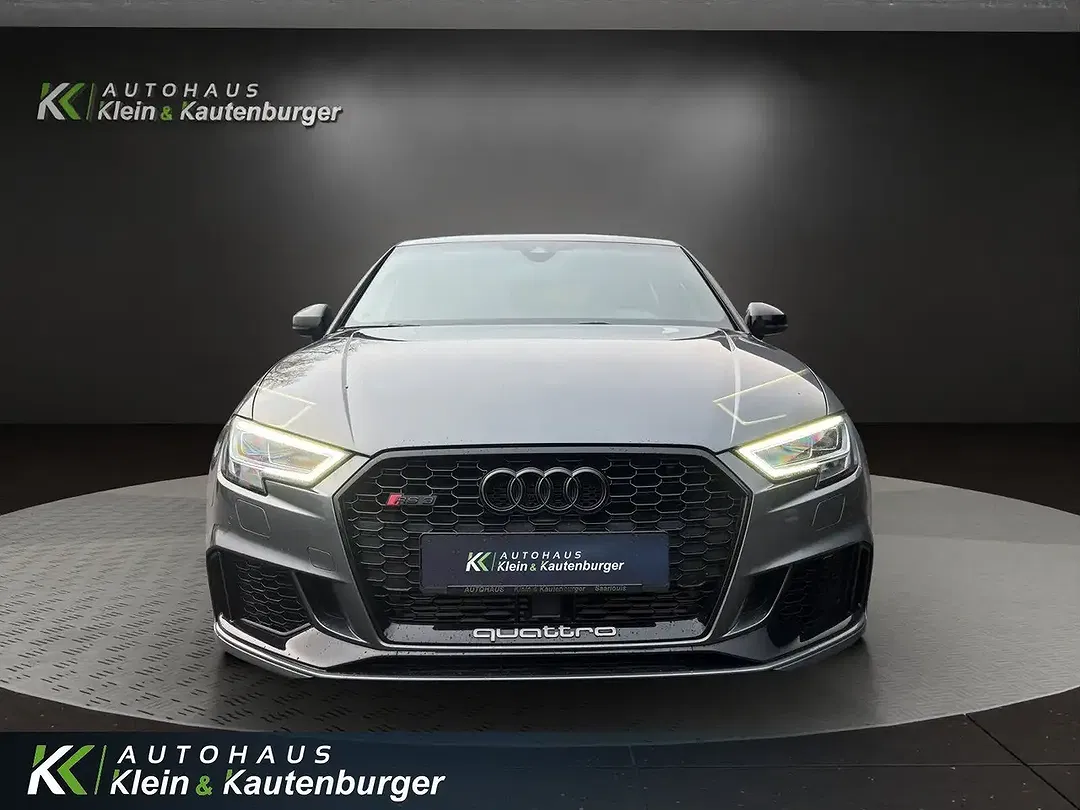 Audi RS3 - Thumbnail 2