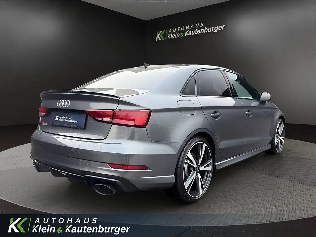 Audi RS3 - Thumbnail 5