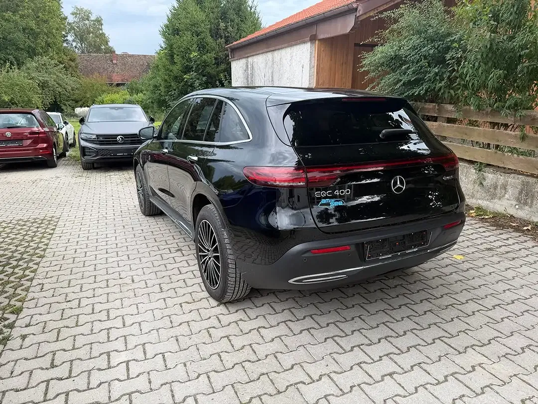 Mercedes-Benz EQC 400 - Thumbnail 1