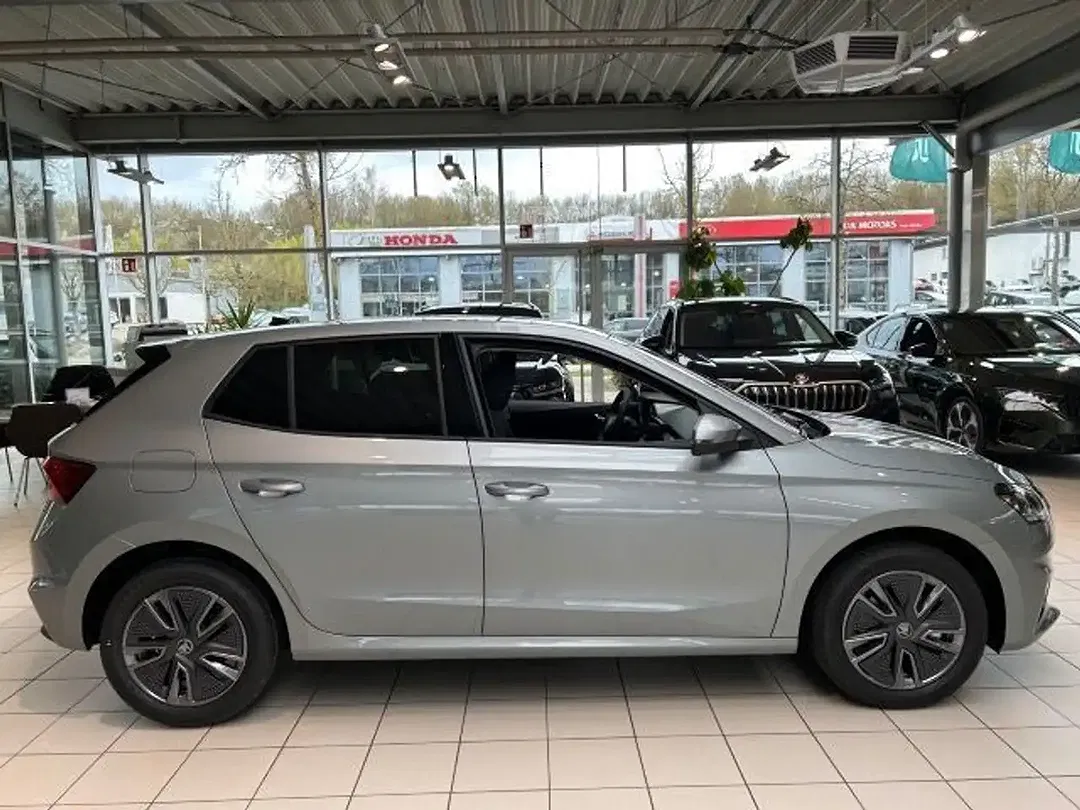Skoda Fabia - Thumbnail 5