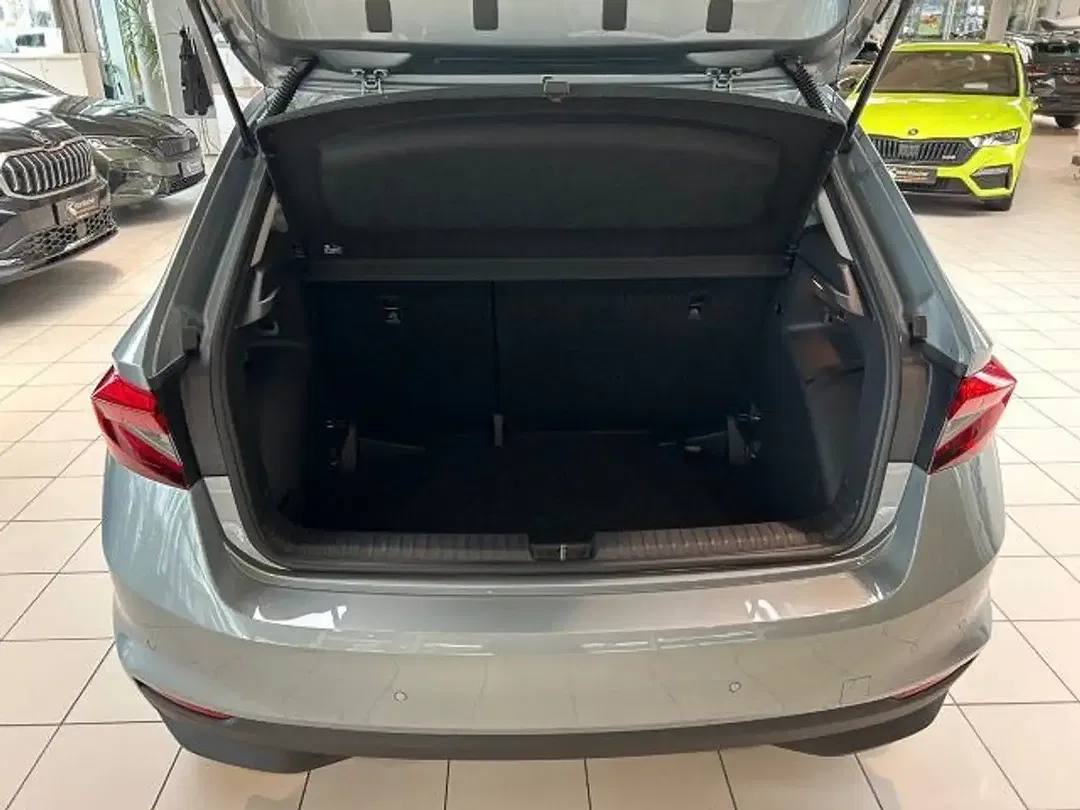 Skoda Fabia - Thumbnail 8