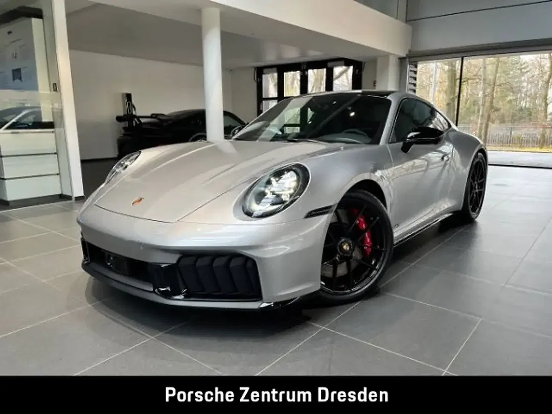 Porsche 992 - Thumbnail 1