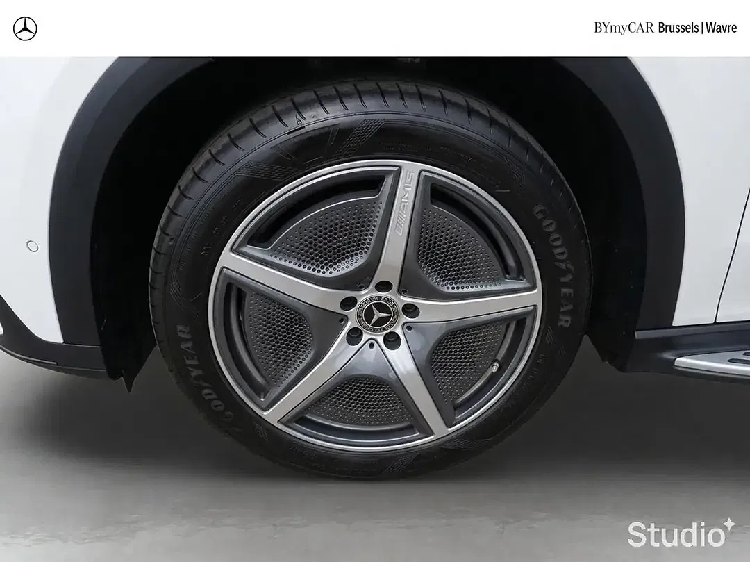 Mercedes-Benz EQE 350 - Thumbnail 12