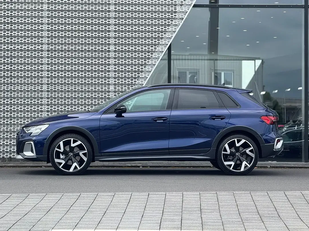 Audi A3 - Thumbnail 1