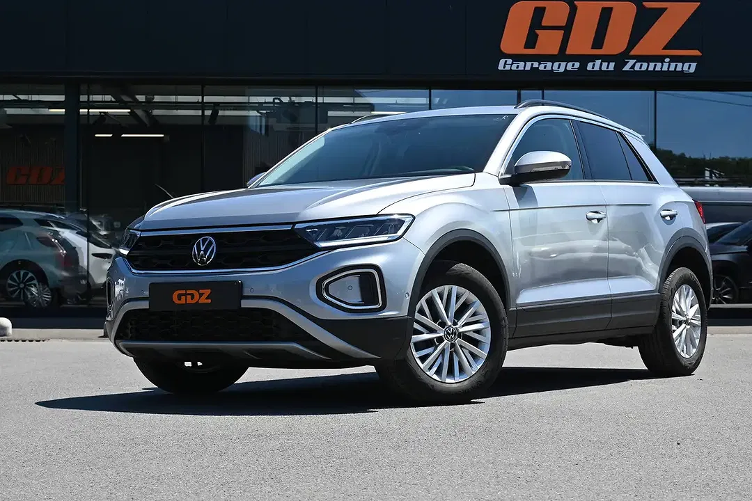 Volkswagen T-Roc - Thumbnail 4